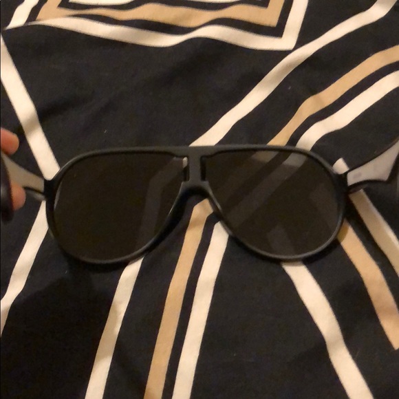 Sunglasses - Picture 3 of 3